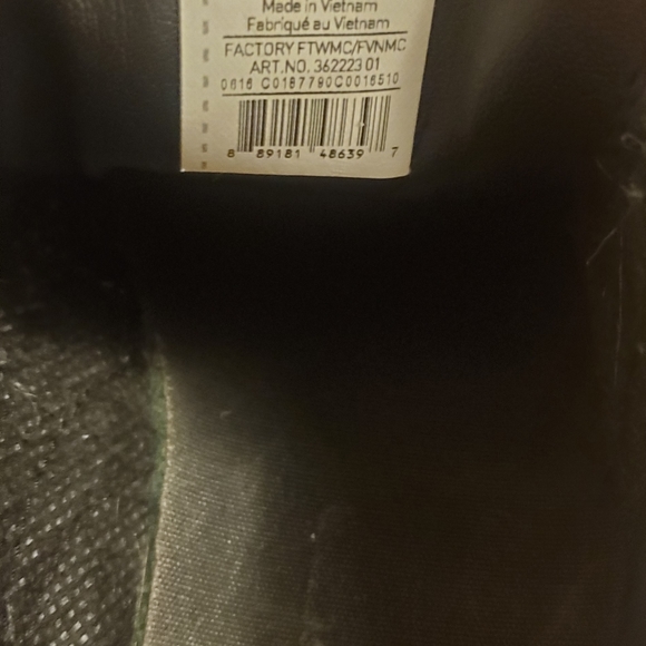 Puma Suede Women's Sneakers - Picture 9 of 10